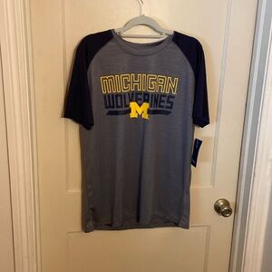 NWT Michigan wolverines mens shirt
